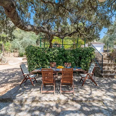 Holiday home Charming With Private Pool *